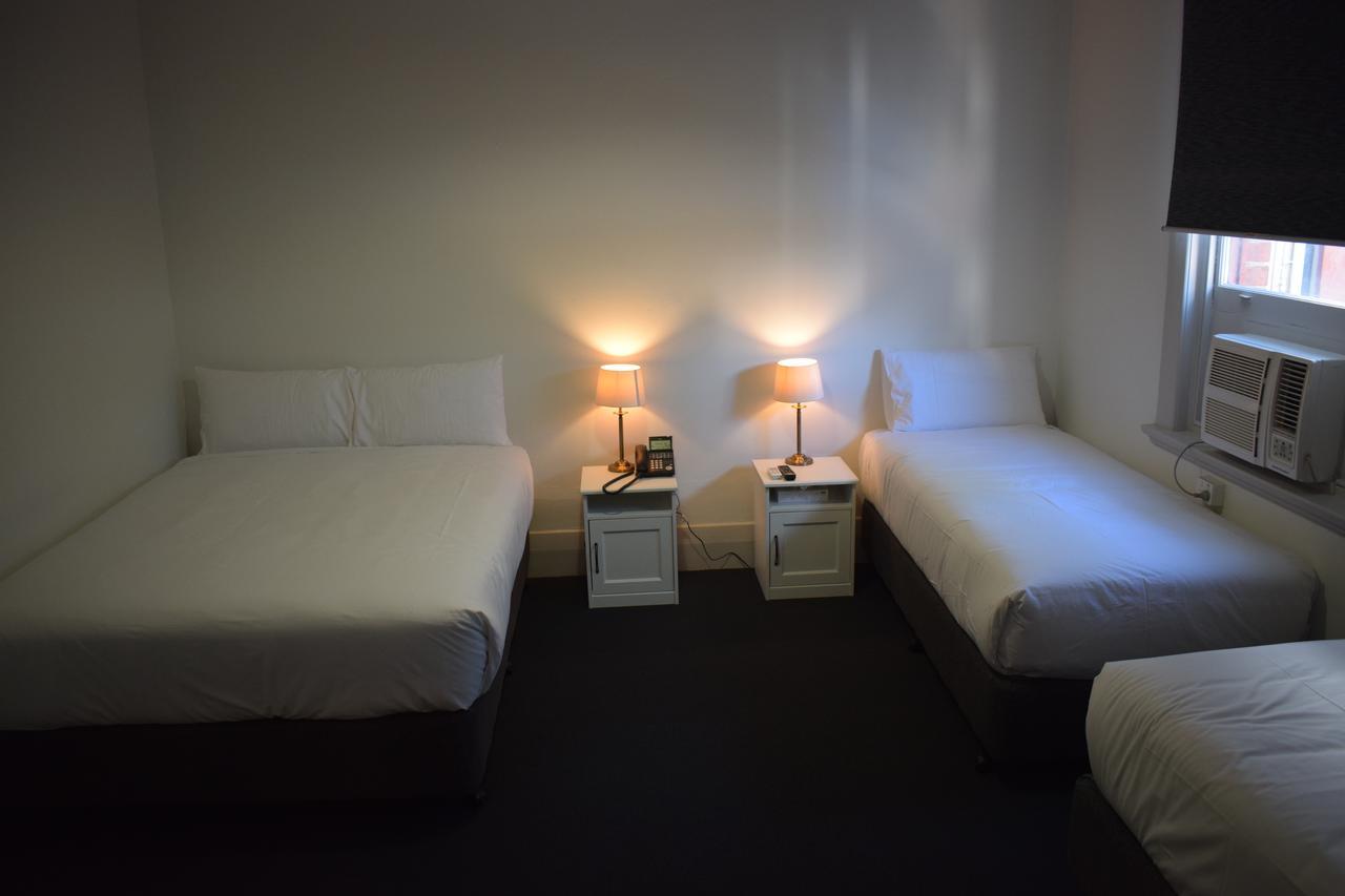 Ambassadors Hotel Adelaïde Extérieur photo