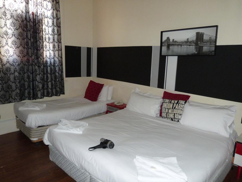 Ambassadors Hotel Adelaïde Extérieur photo