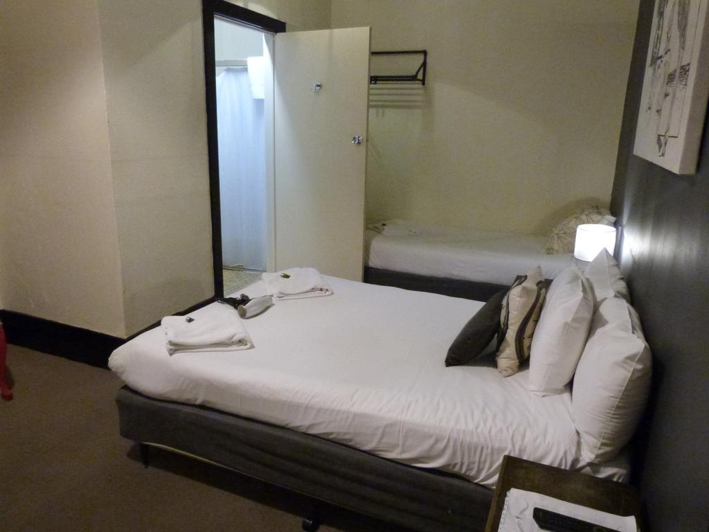 Ambassadors Hotel Adelaïde Extérieur photo