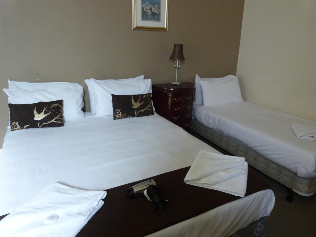 Ambassadors Hotel Adelaïde Extérieur photo